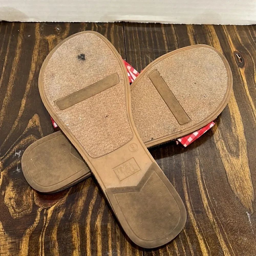 Time Tru Sandals - Picture 4 of 5